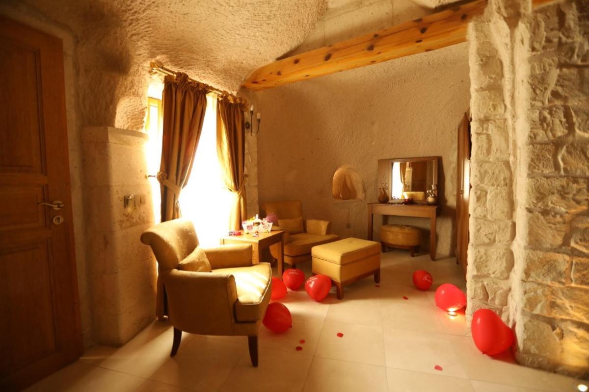 Anatelein Cave Hotel Uchisar Bilik gambar